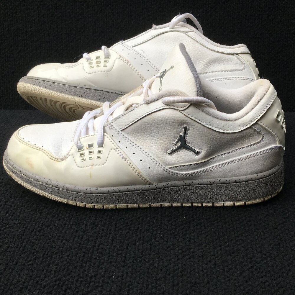Nike Air Jordan 1 Flight Low White Grey 7Y